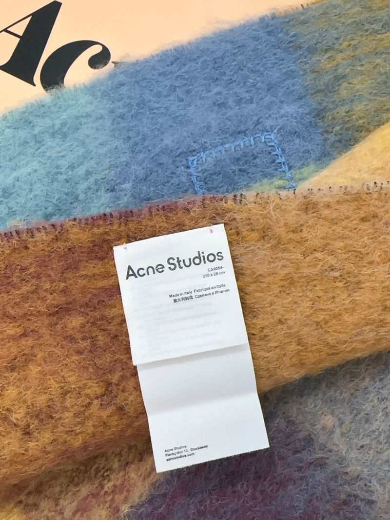 Acne Scarf